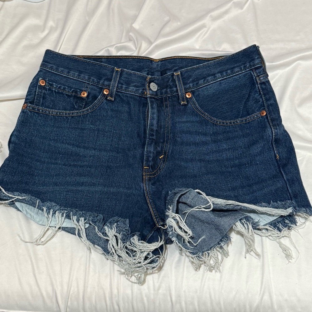 W LEVI’S HIGH WAISTED SHORT